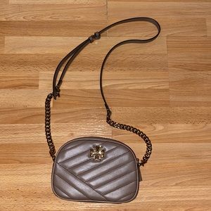 Tory Burch Kira Chevron camera bag